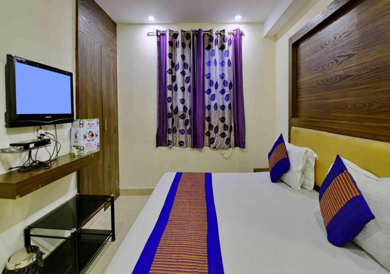 Hotel International Neelam Near New Delhi Railway Station Ню Делхи Екстериор снимка