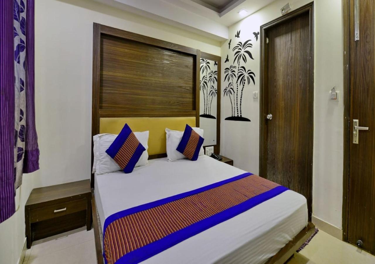 Hotel International Neelam Near New Delhi Railway Station Ню Делхи Екстериор снимка