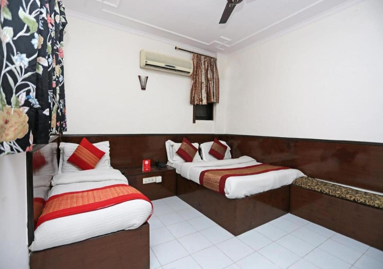 Hotel International Neelam Near New Delhi Railway Station Ню Делхи Екстериор снимка
